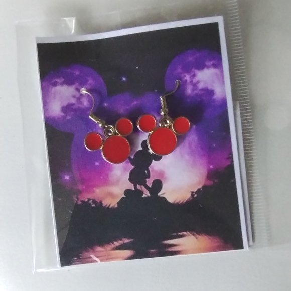 New in package, Mickey Mouse Enamel Earrings - Picture 4 of 6